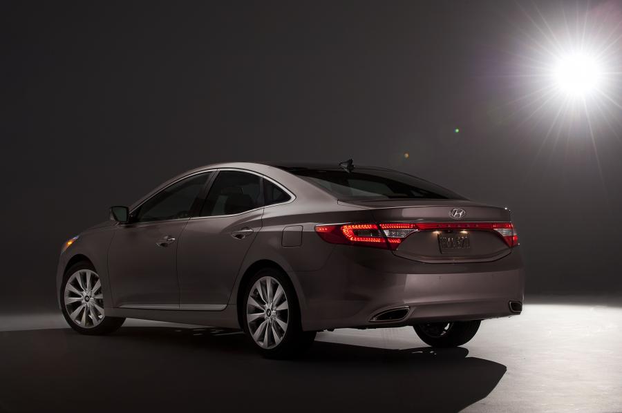  Hyundai Azera 2012 года  (фото 79 из 103)
